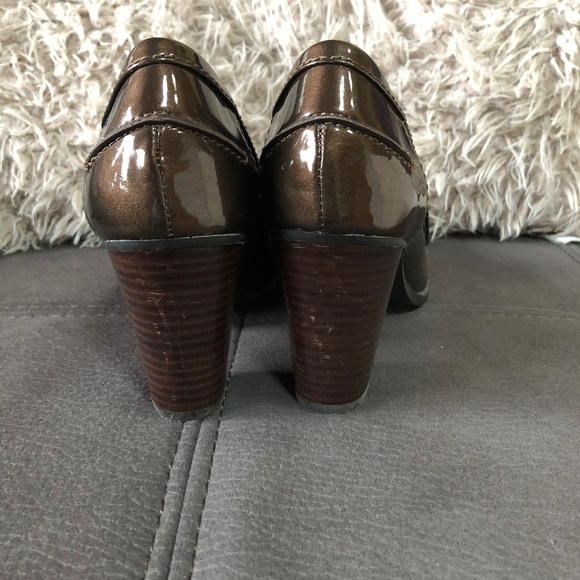 🩷SOLD🩷BANDOLINO Shiny Brown Block Heels S7.5 - Picture 6 of 7